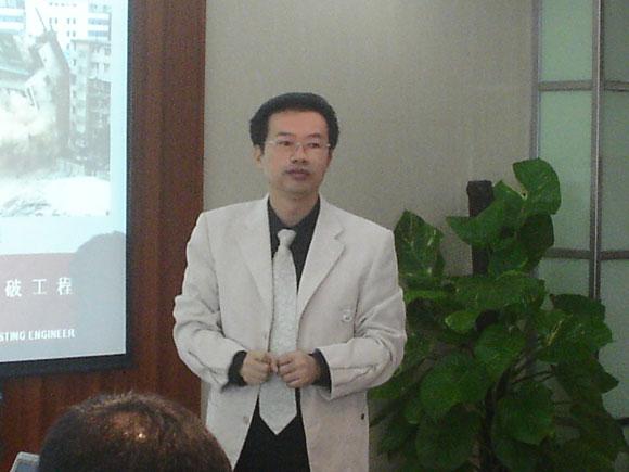 星空娱乐-梦想照进现实,起劲成绩未来!